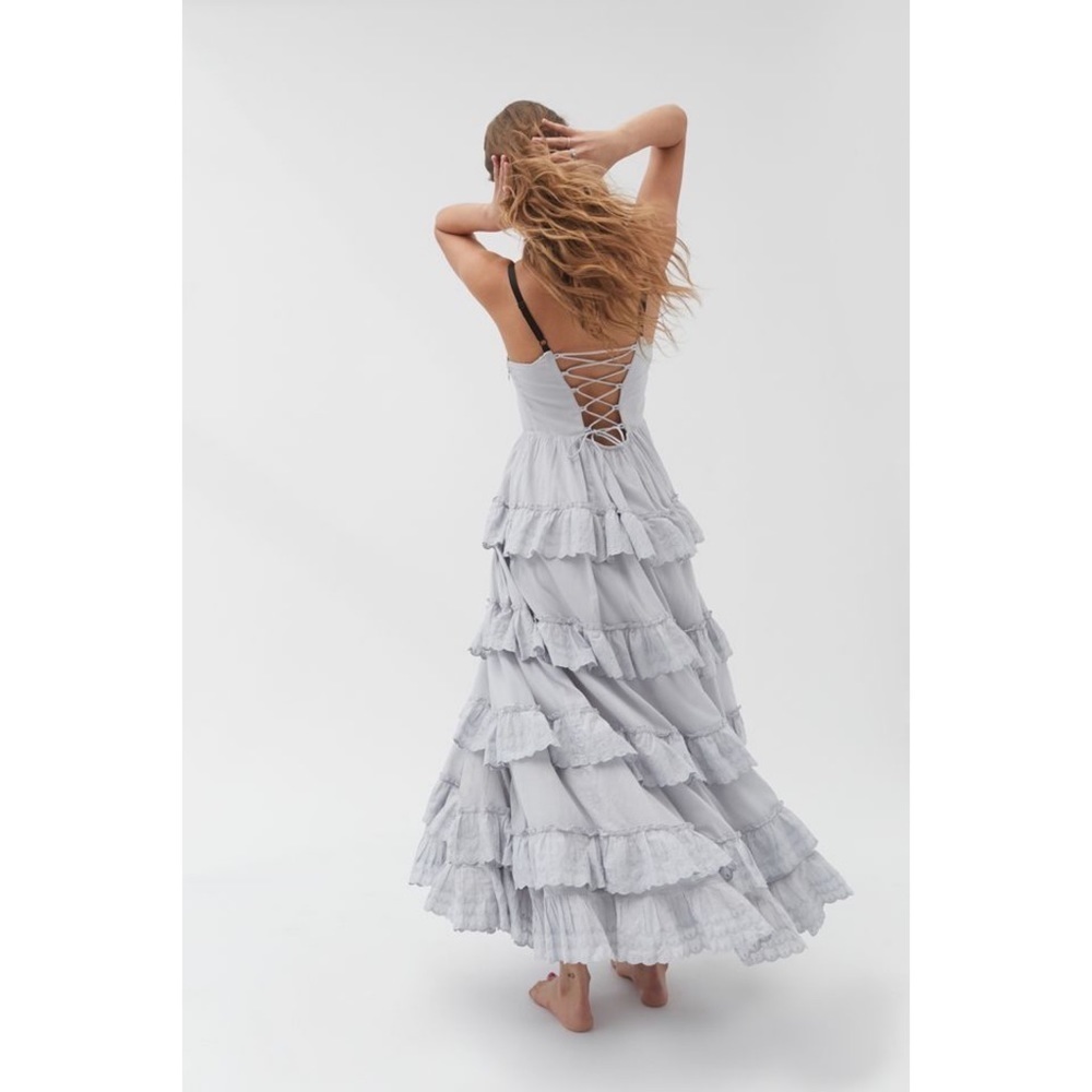 NWT Urban Outfitters UO Annabelle Eyelet Floral Tiered Ruffle Maxi Dress XS​​​​​ - Picture 12 of 12